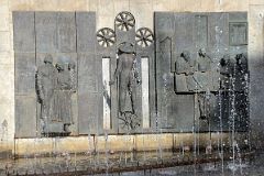 02-06 Sculpture Behind The Main Fountain In Mendoza Plaza Independencia.jpg